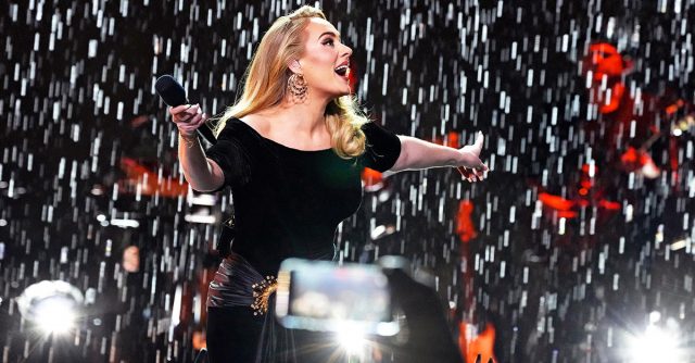 Adele in concerto, 2018