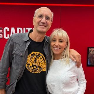 Malika Ayane con Luca De Gennaro durante l’intervista a Radio Capital dedicata all’album Cicale