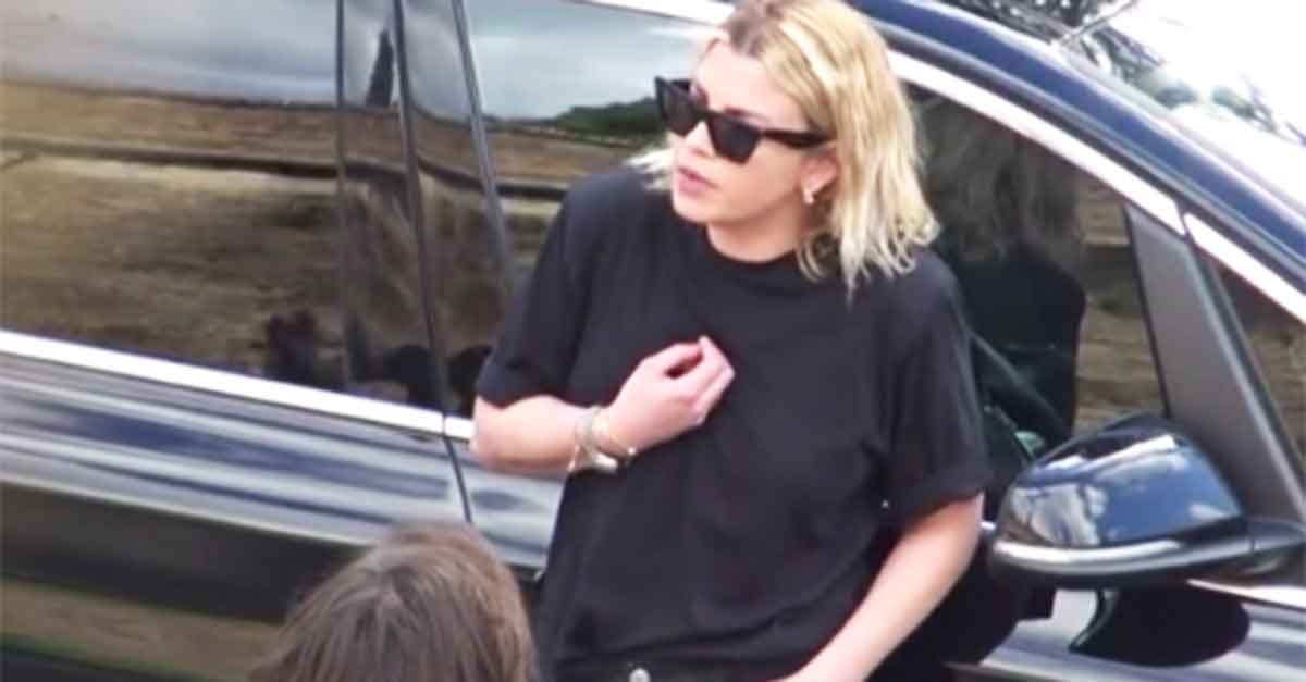 Emma Marrrone, lo scherzo de Le Iene (video) | Radio Deejay