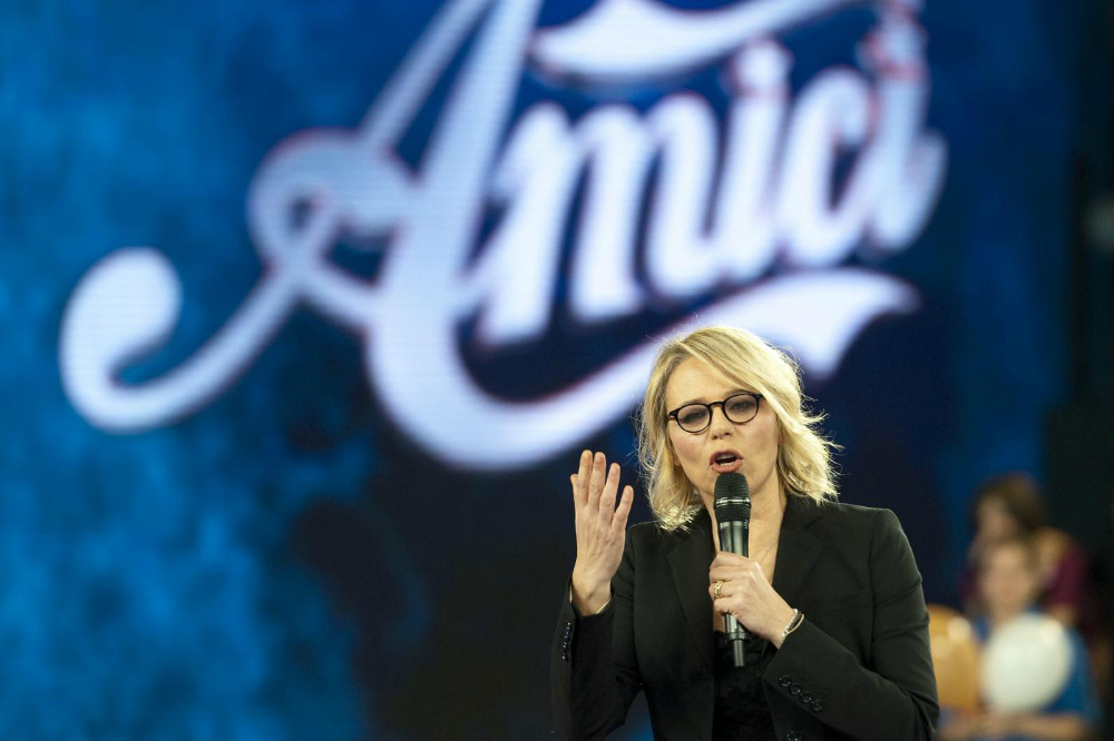 Dove Si Trova Amici Di Maria De Filippi