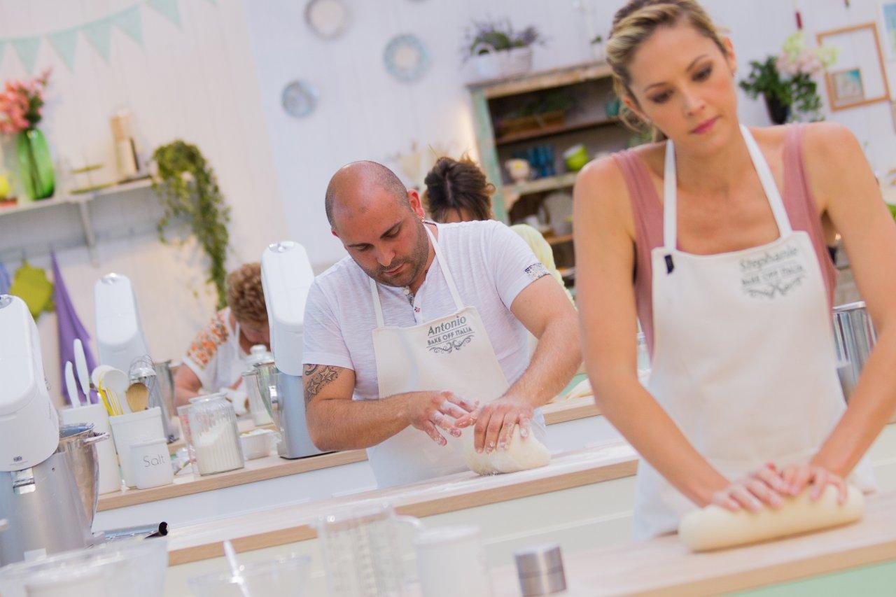 Italia Il Talent Show Con Ricette Di Pasticceria