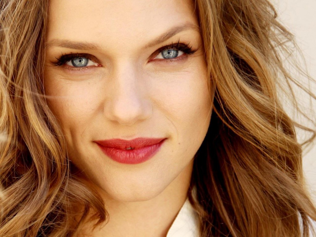 Film E Programmi Tv Di Tracy Spiridakos