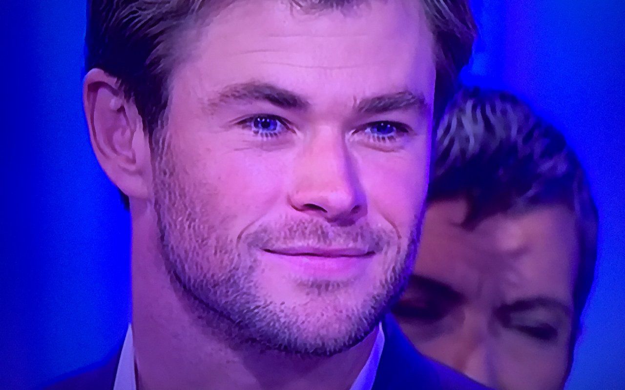 Chris Hemsworth C è Posta Per Te