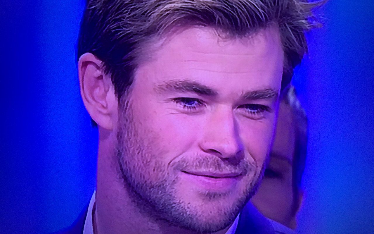 Chris Hemsworth C è Posta Per Te