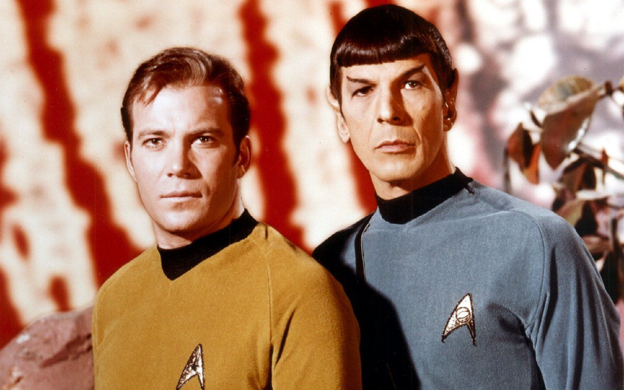 La Serie Tv Con Spock E Capitano Kirk