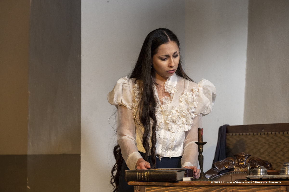 studentessa per incontri